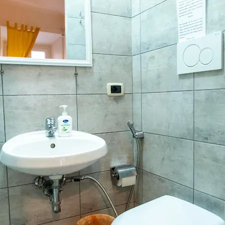 Fruitroom Pensionat 3*