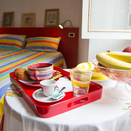 Fruitroom Πανσιόν 3*